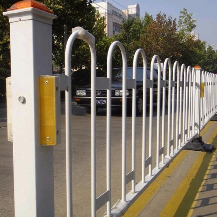 贵州安顺厂家供应 京式道路护栏 道路隔离护栏 现货市政护栏 质量保证