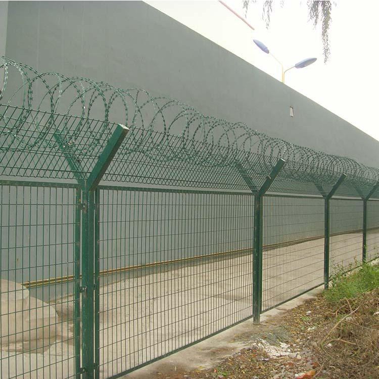 嘉格铁丝网厂 监狱外墙防护网围栏 监狱钢网墙安装 戒毒所钢网墙