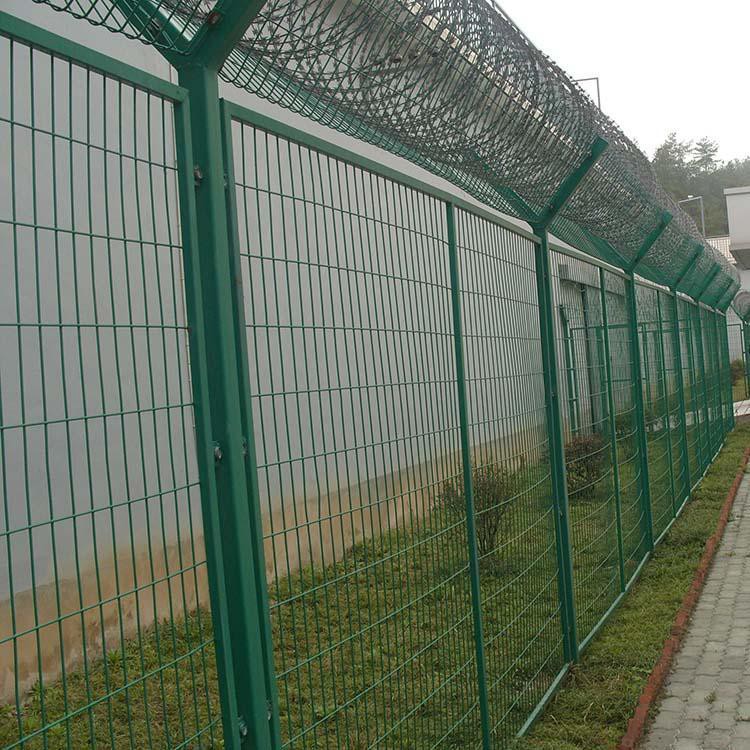 嘉格防护网厂 监狱巡逻道防护网 监狱钢网墙安装 戒毒所钢网墙