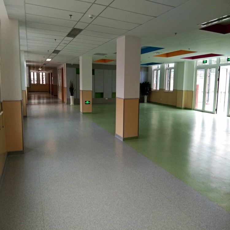 供应青岛塑胶地板-LG塑胶地板铺装-办公室地胶板