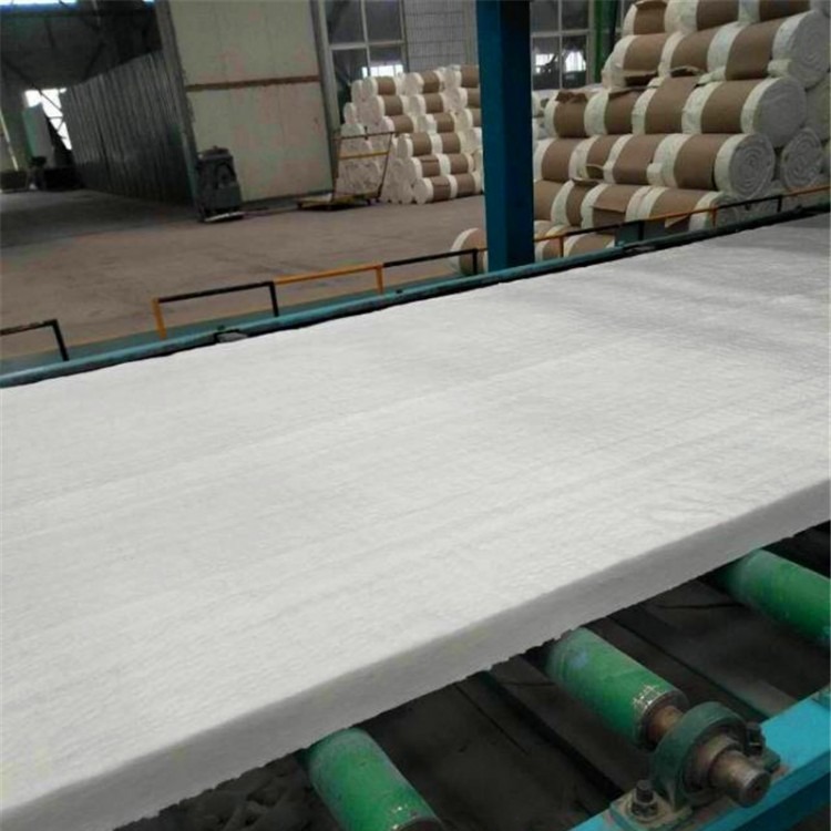 厂家供应硅酸铝针刺毯 高纯硅酸铝针刺毯